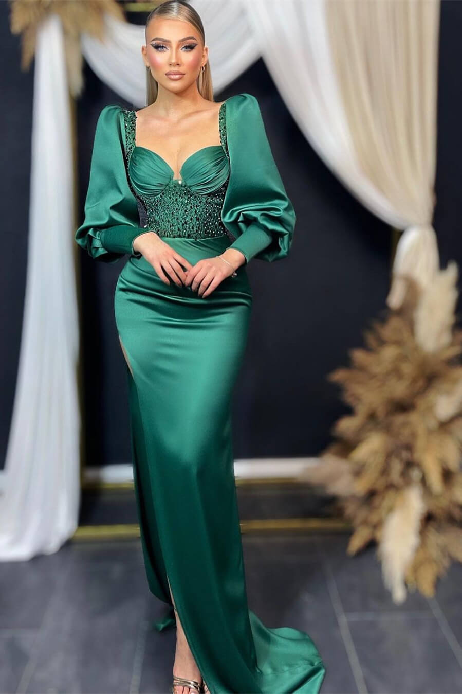 Chic Emerald Green Bubble Sleeves Sweetheart Mermaid Evening Gown With Split Beadings - lulusllly