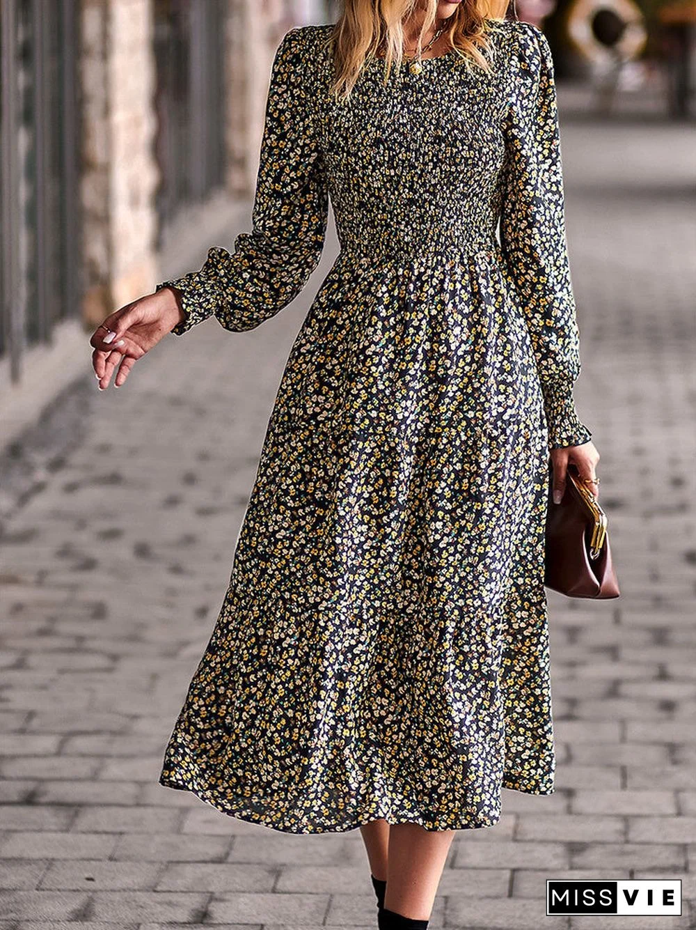 Women Long Sleeve Floral Printed Scoop Neck Dress