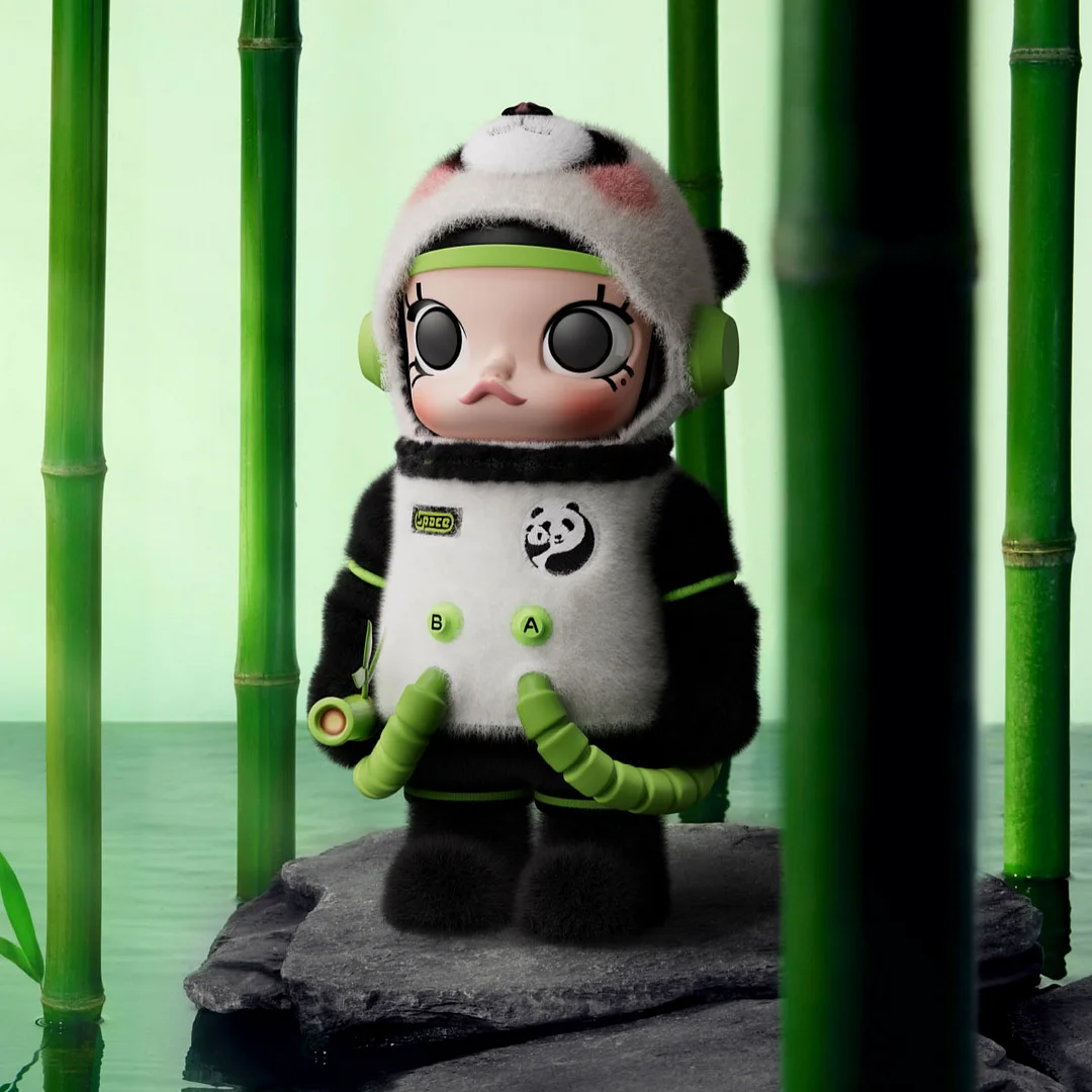 MEGA SPACE MOLLY 400% PANDA Toy Figures