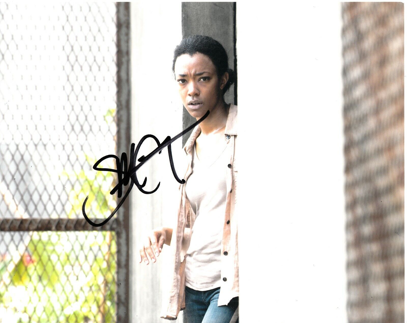 SONEQUA MARTIN-GREEN SIGNED THE WALKING DEAD Photo Poster painting UACC REG 242