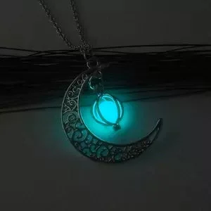 Moon Glow Necklace