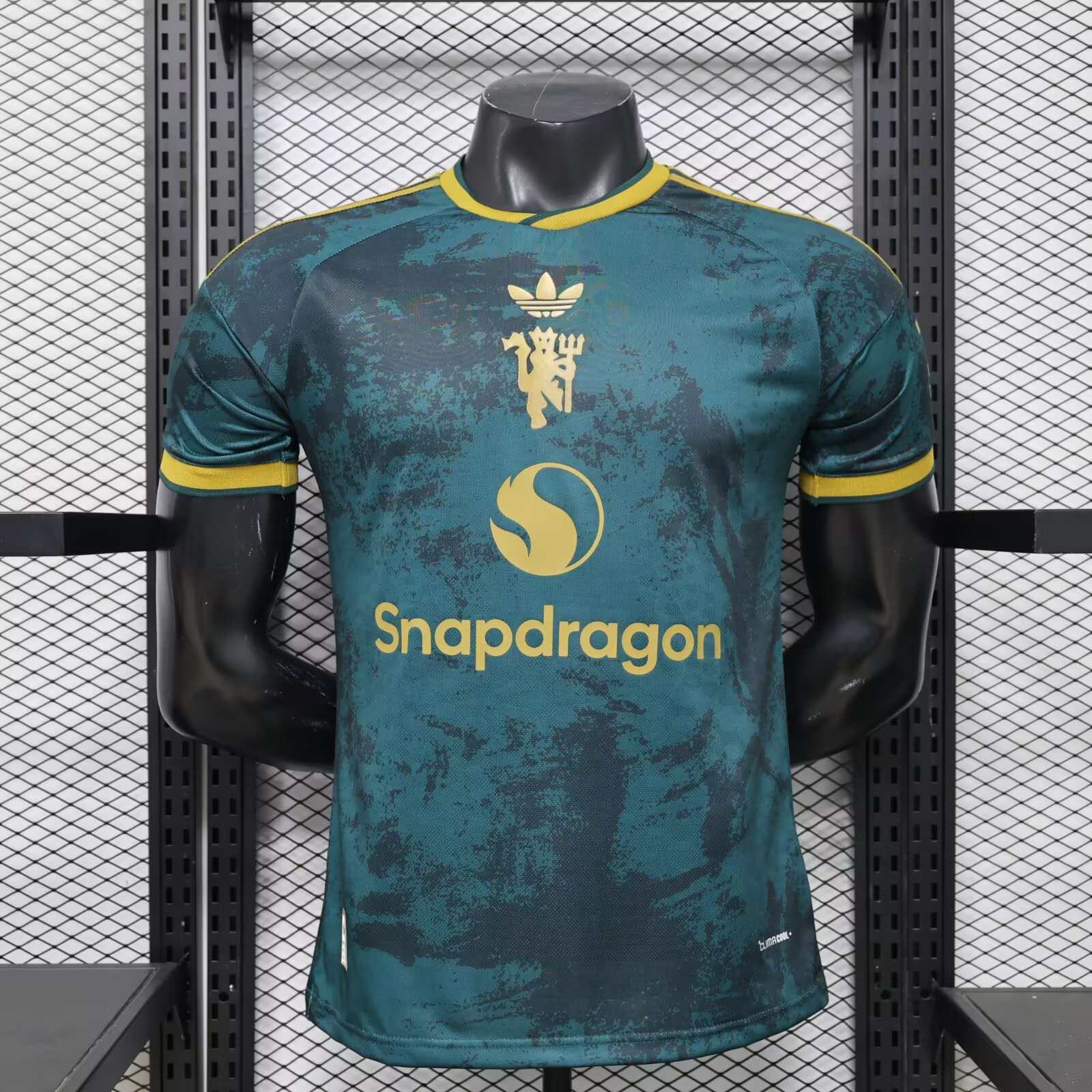 2026/2027 Player Version Manchester United Special Edition Football Shirt（The player version jersey is a bit tight, please pay attention to the size selection）