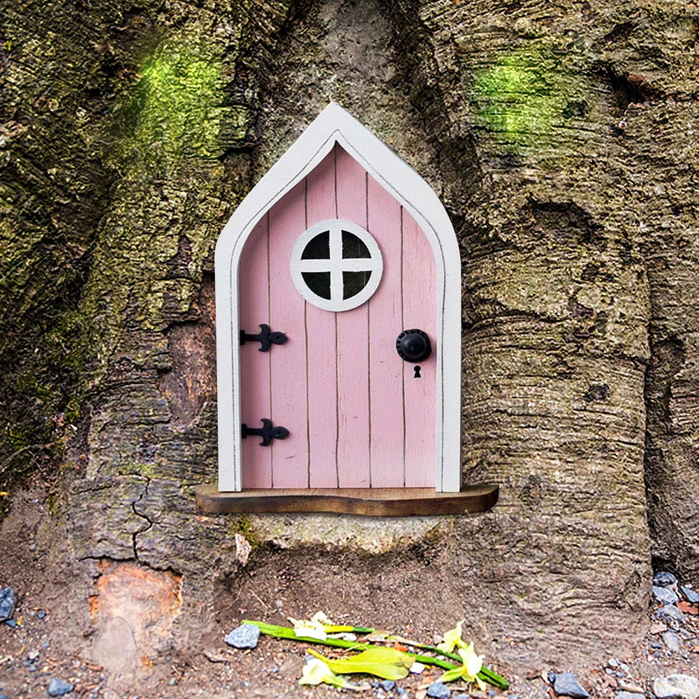 Wooden Miniature Fairy Dwarf Window Door Tree Yard Gnome Sculpture (B)