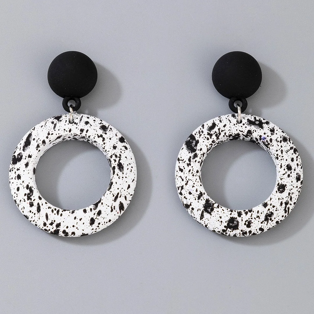 Women plus size clothing Black and White Marbled Acrylic Round Earrings Wholesale Cheap Jewelry-Nordswear