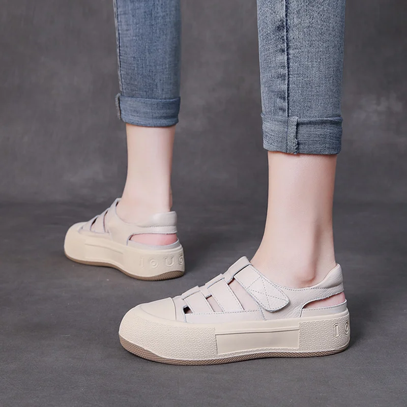 Yyvonne To 99] Leather Sports Sandals Women Wearing Women Wearing Women's Coats Magic Sticker Flat Leather Roman Thick Bottom