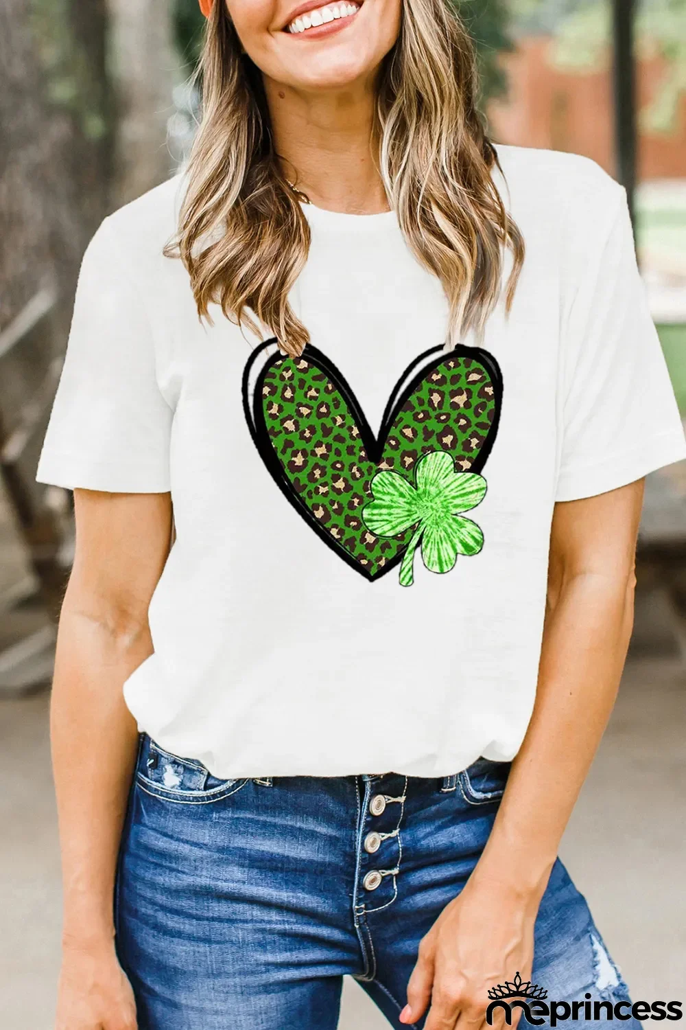White Clover Leopard Heart Shaped Print Crewneck Graphic Tee
