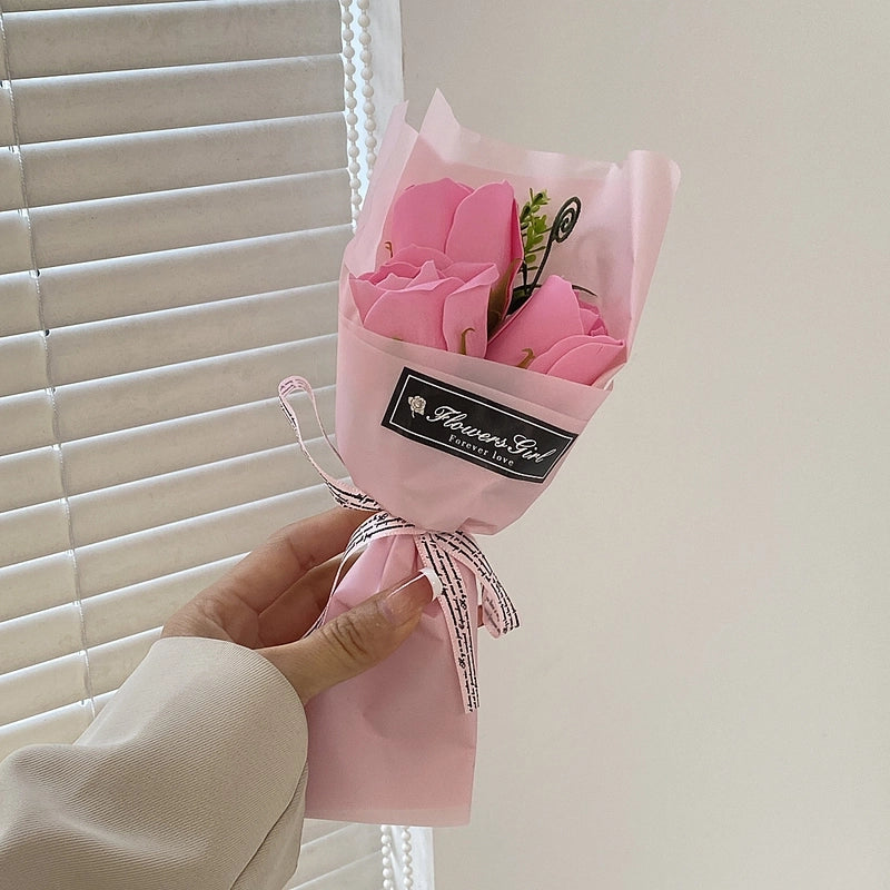 Creative Valentine’s Day Soap Bouquet Teacher’s Day Gift Carnation Soap Flowers 3 Pieces Small Bouquet Street Push