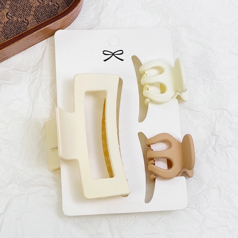 Women’s Basic Minimalist Solid Color Plastic Hair Claws