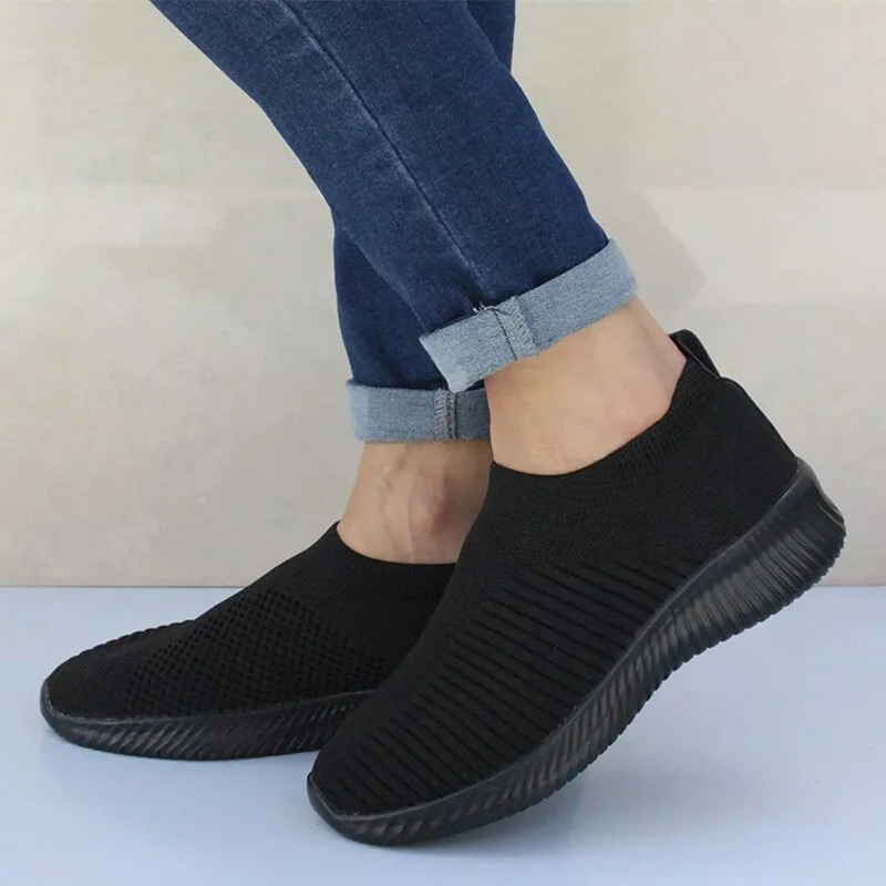 Qengg Women Sneaker Air Mesh Soft Female Knitted Vulcanized Shoes Casual Slip On Ladies Flat Shoes Walking Footwear Dropping Shipping