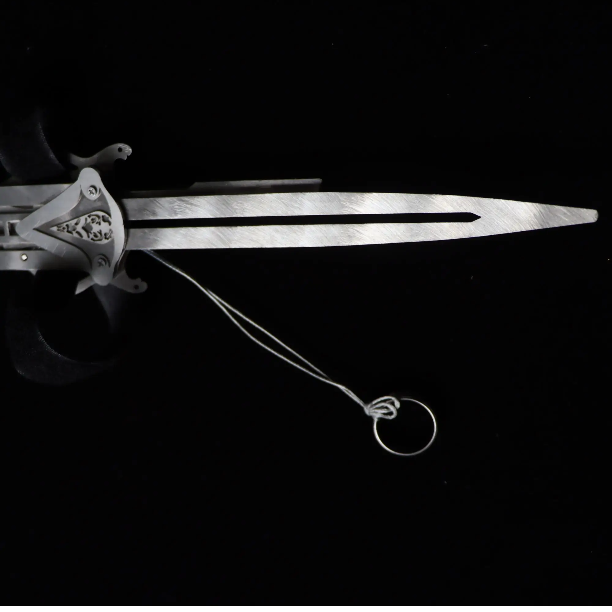 Hidden Blade Metal Assassin's hidden blade image 7