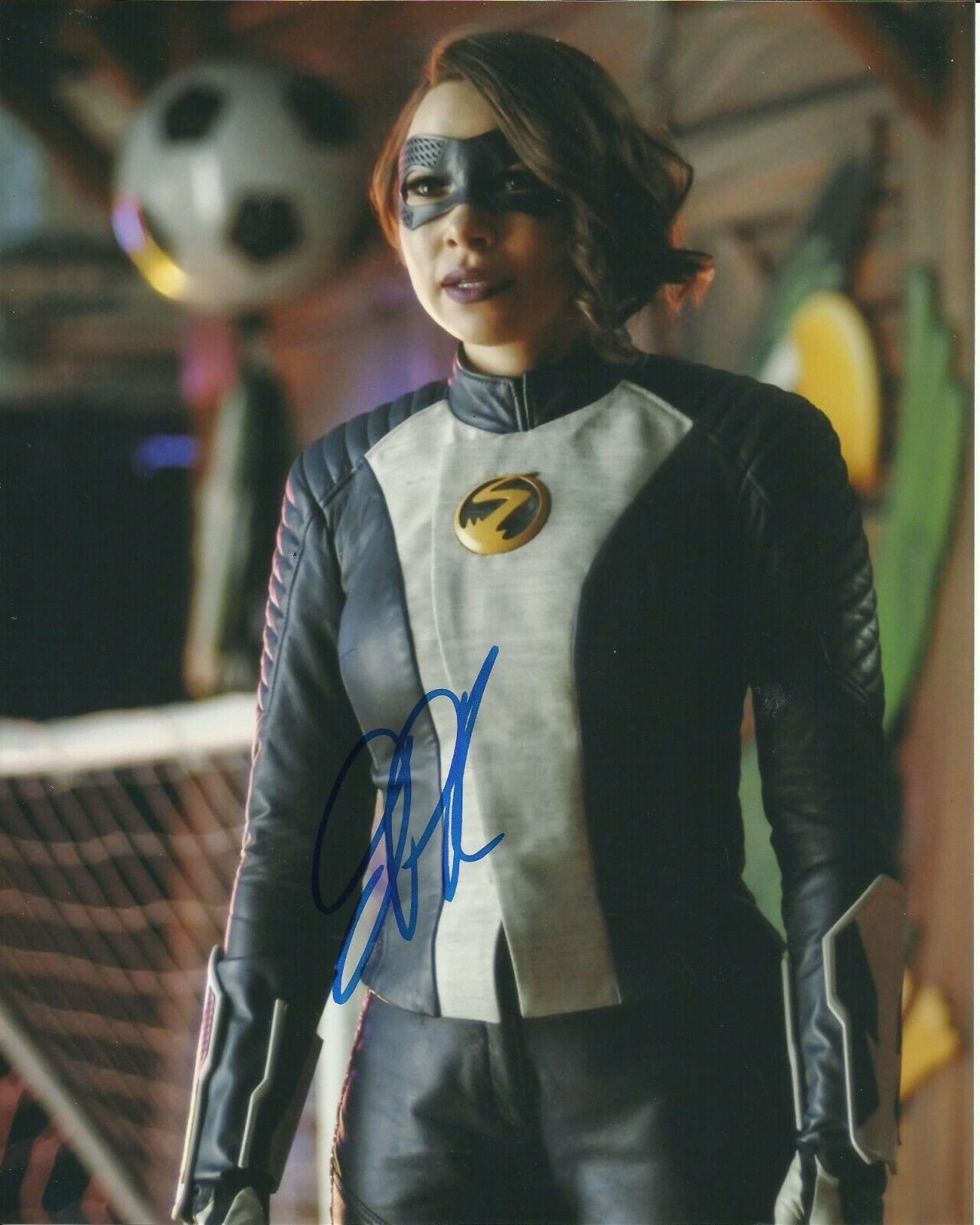 JESSICA PARKER KENNEDY SIGNED THE FLASH Photo Poster painting UACC REG 242 (1)