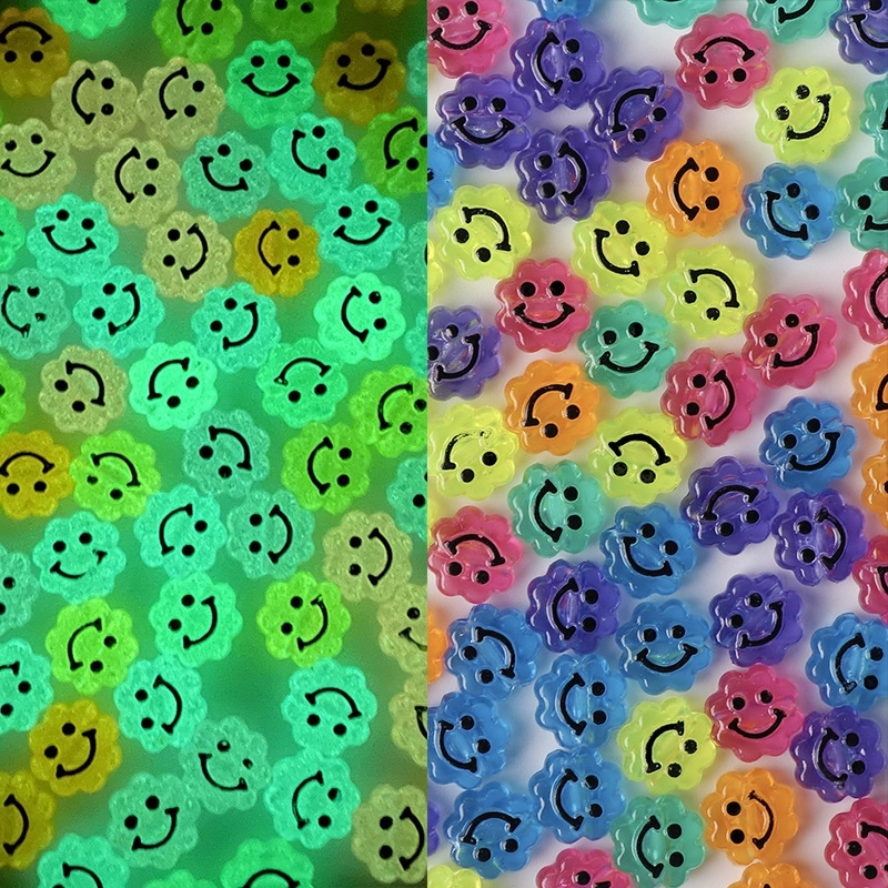 100 Pieces Arylic Smile Face