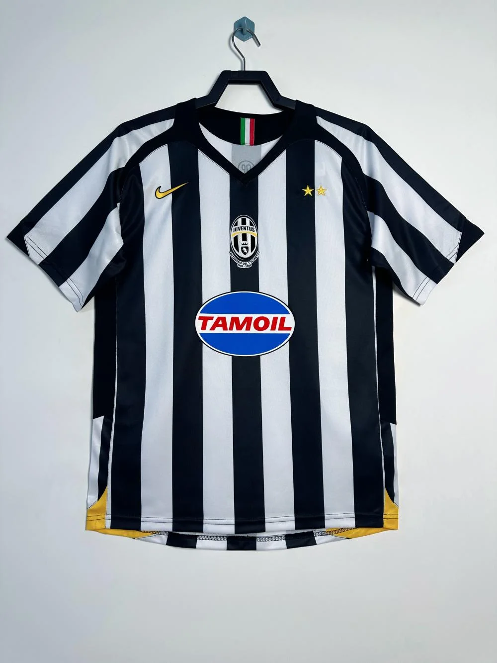 2005/2006 Retro Juventus Home Soccer Jersey 
