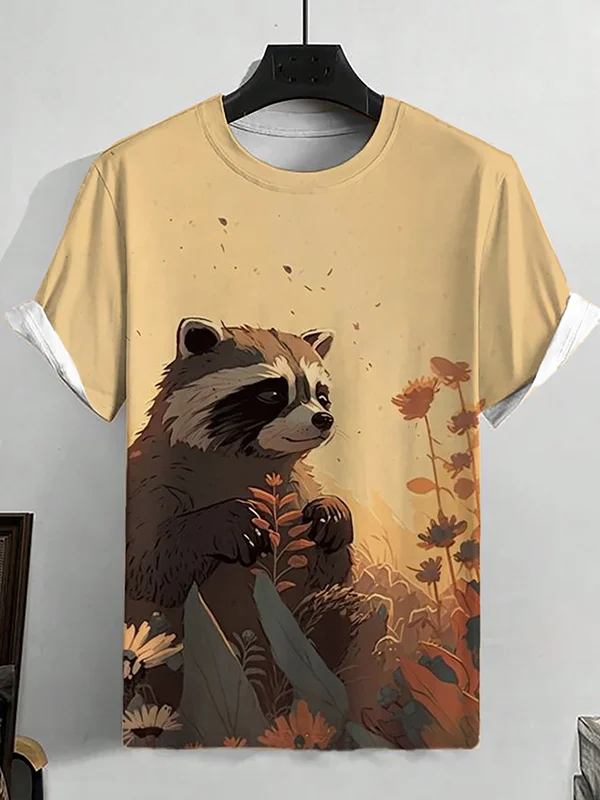 Men's Raccoon Sitting Alone In The Grass Art Print Casual T-Shirt