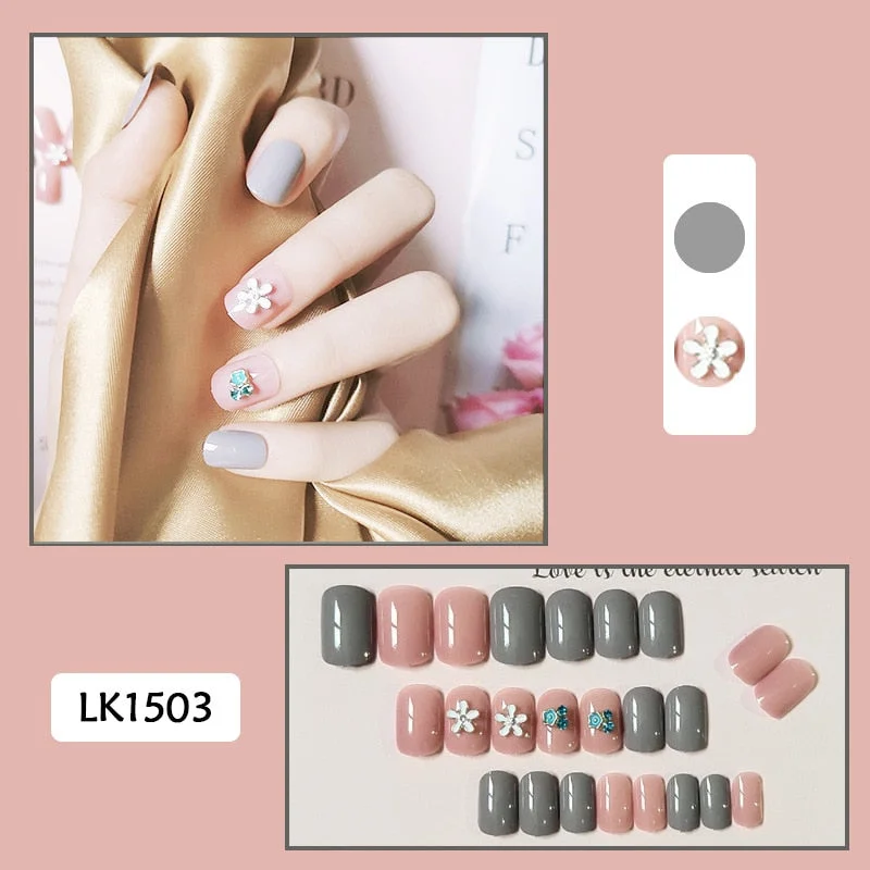 24pcs Butterfly Print Nails Patch Glue Type Long Paragraph Fashion Manicure Patch False Nails Save Time Nail Patch New SANA889-Nail Inspo