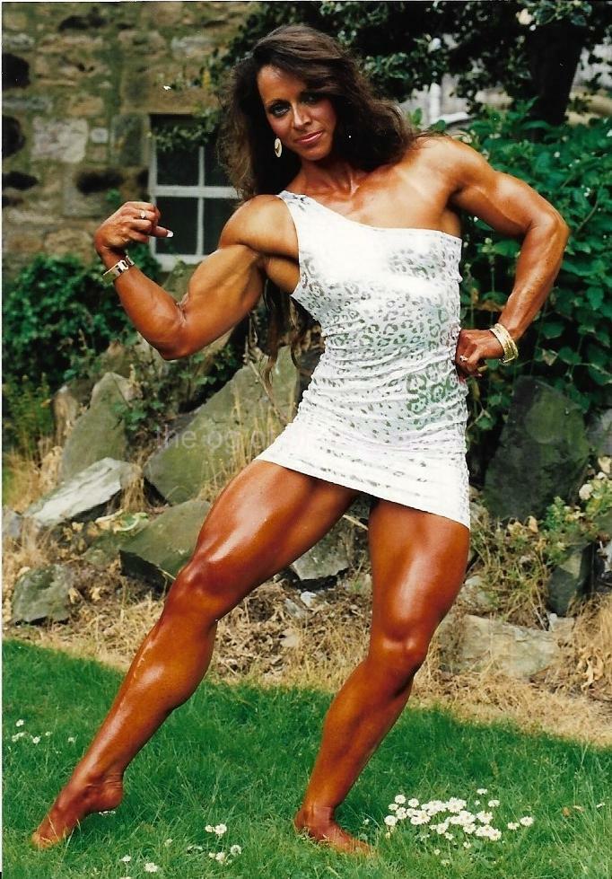 MUSCLE WOMAN 80's 90's FOUND Photo Poster painting Color PRETTY GIRL Original RIPPED EN 18 3 F