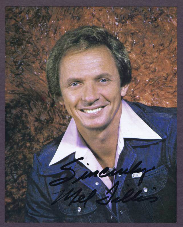 MEL TILLIS AUTOOGRAPHED SIGNED Photo Poster painting (8X10) INSCRIBED 8013