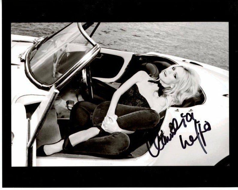 Claudia schiffer signed autographed alfa romeo Photo Poster painting