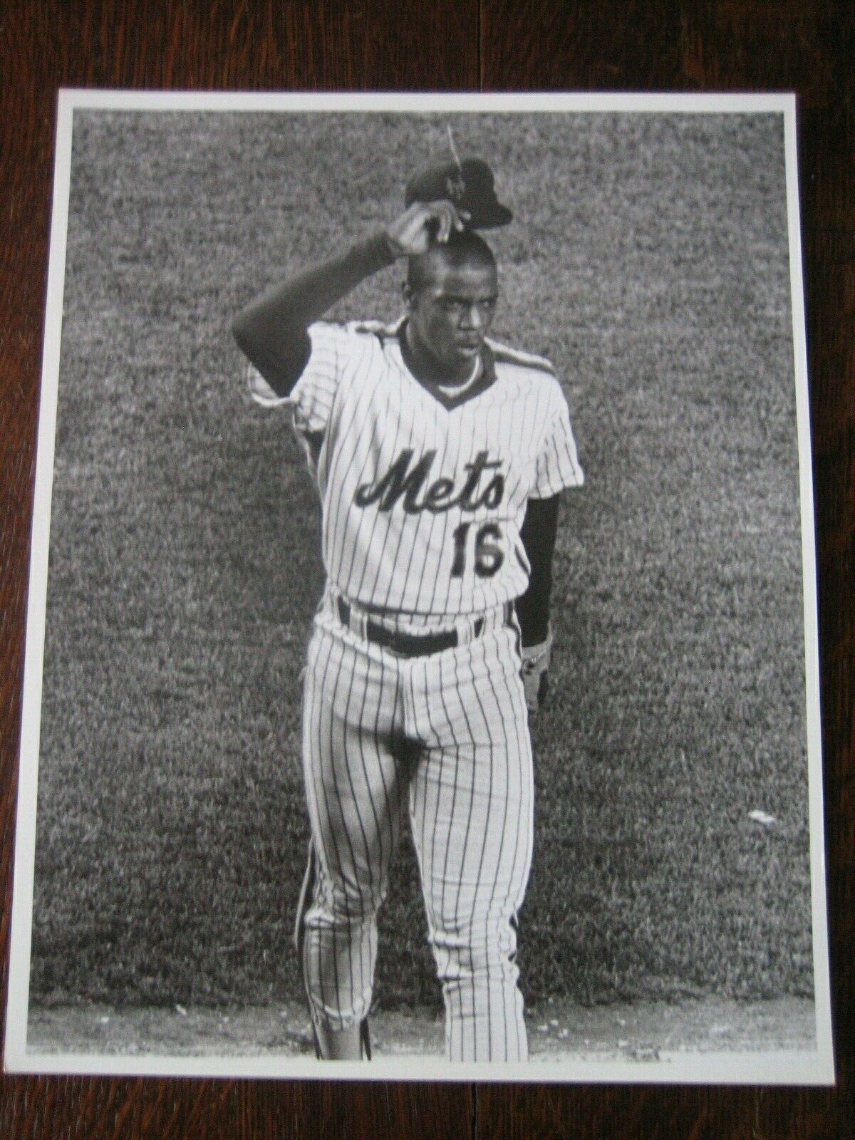 Dwight Gooden tips hat 1987 Press Original 11x14 Photo Poster painting Bob Olen New York Mets