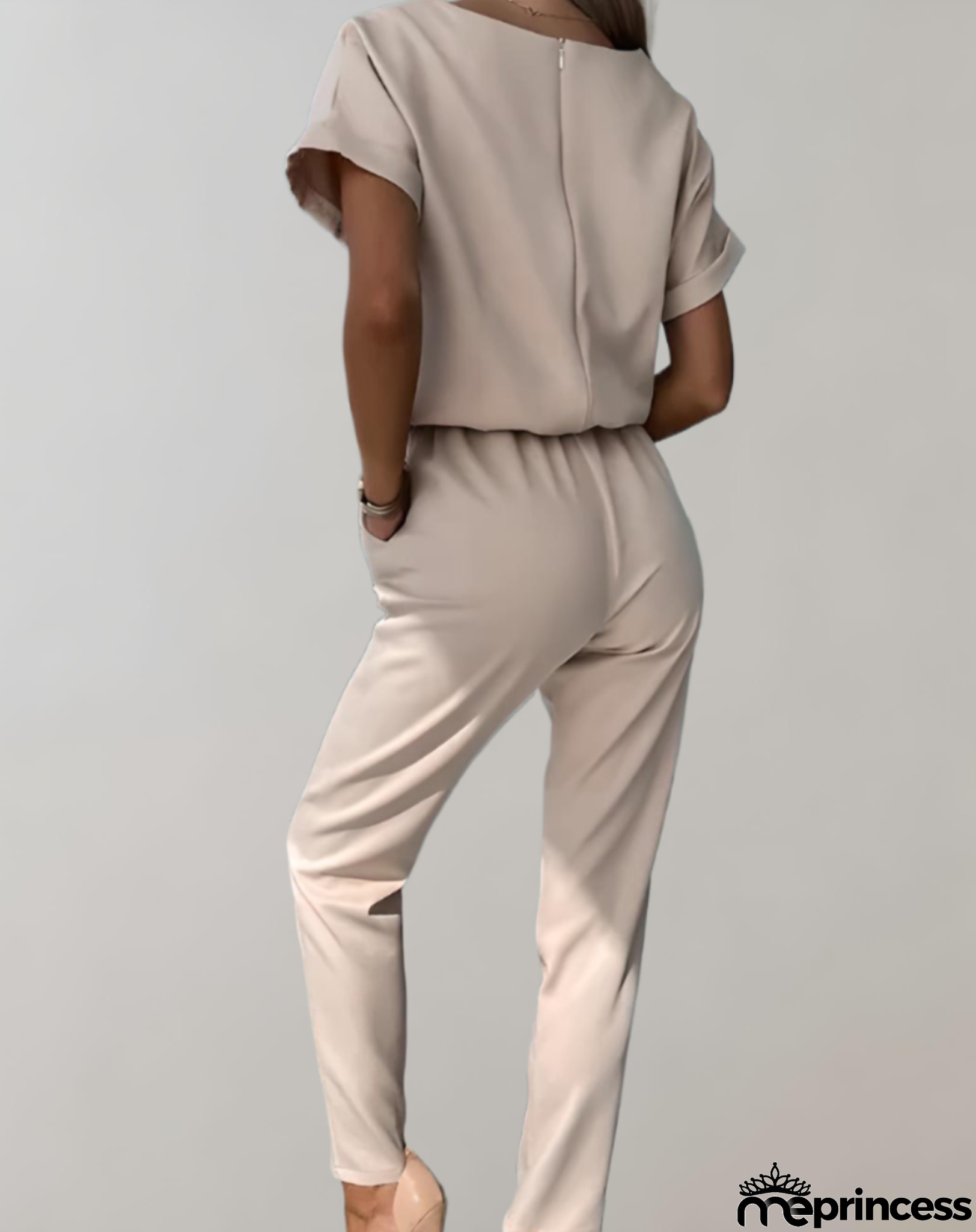 Versatile and airy Jumpsuit
