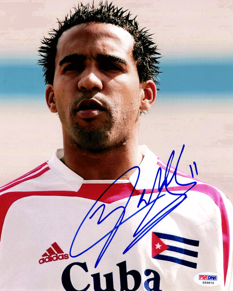 Maykel Galindo SIGNED 8x10 Photo Poster painting Cuba *VERY RARE* PSA/DNA AUTOGRAPHED