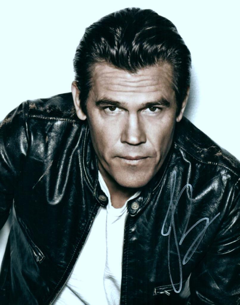 Josh Brolin signed 8x10 Photo Poster painting picture autographed good looking plus COA