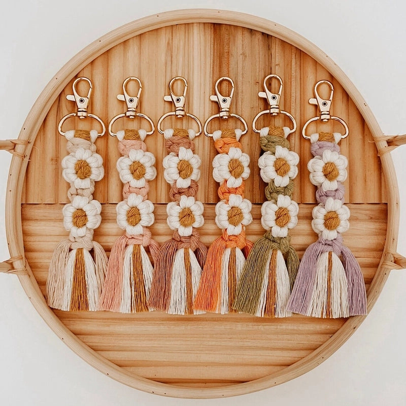 Bohemian Tassel Hand-woven Pendant Keychain High-grade Flower Daisy Bag Ornaments