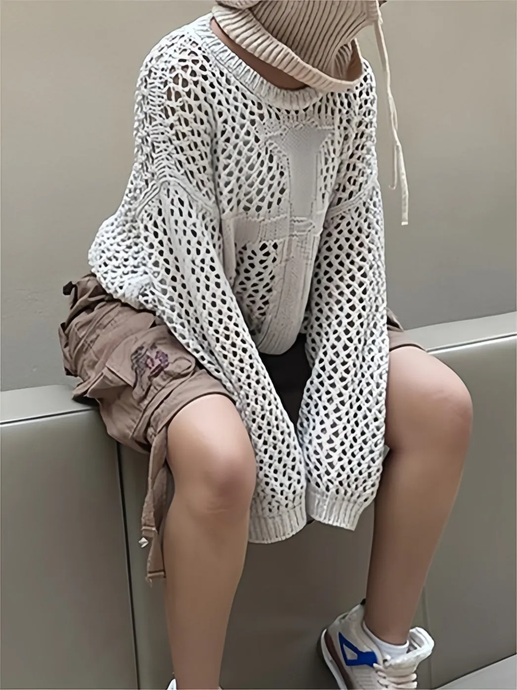 Brownm sleeve crochet knit top with cross motif