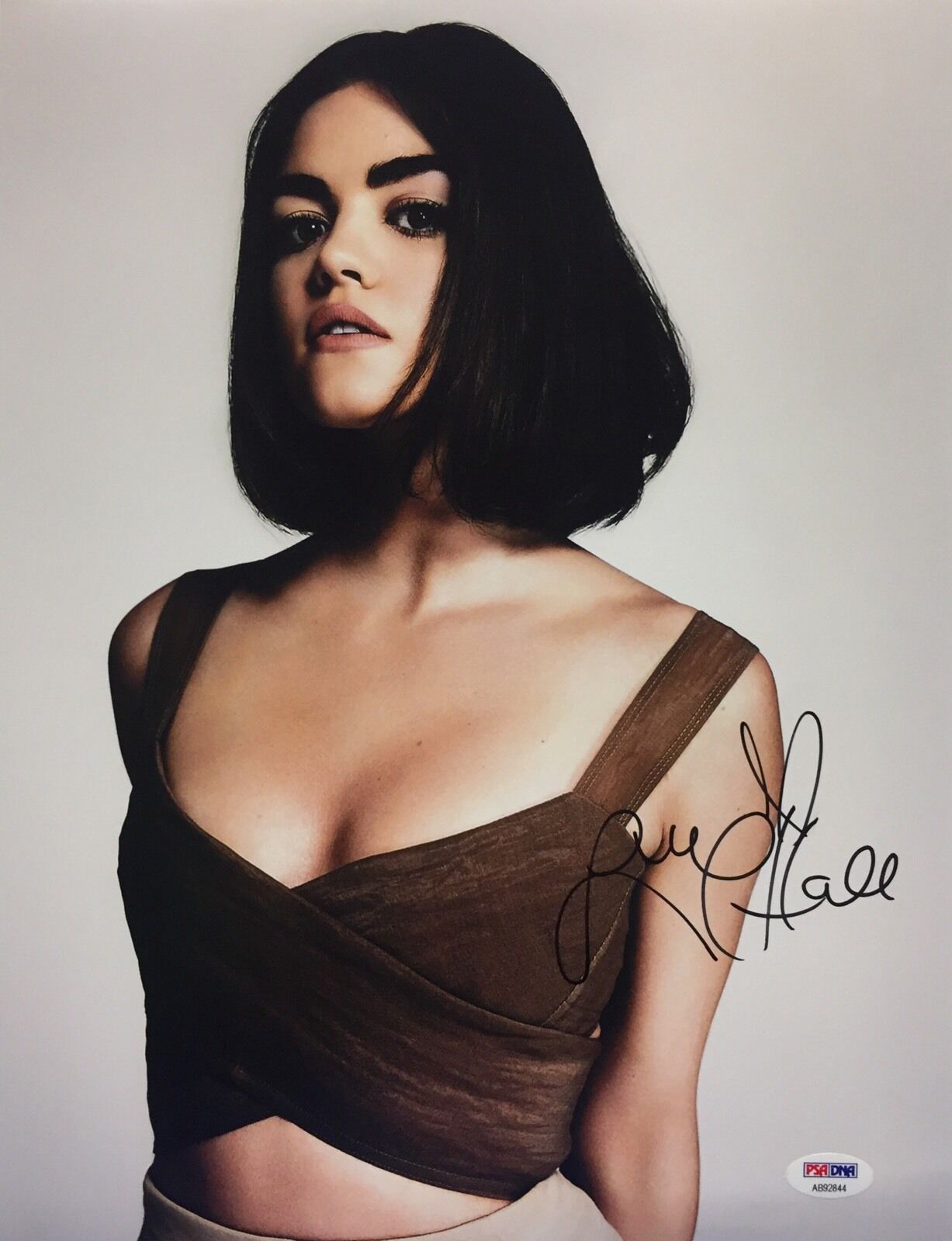 Lucy Hale Signed 11x14 Photo Poster painting *American Actress And Model PSA AB92844