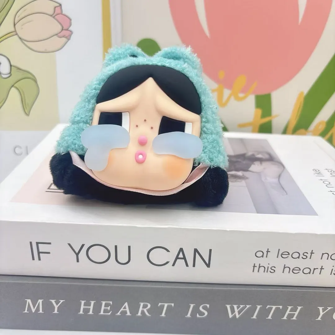 New crying baby earphone bag, vinyl face plush keychain, Southeast cross-border pendant, doll tide play series pendant batch