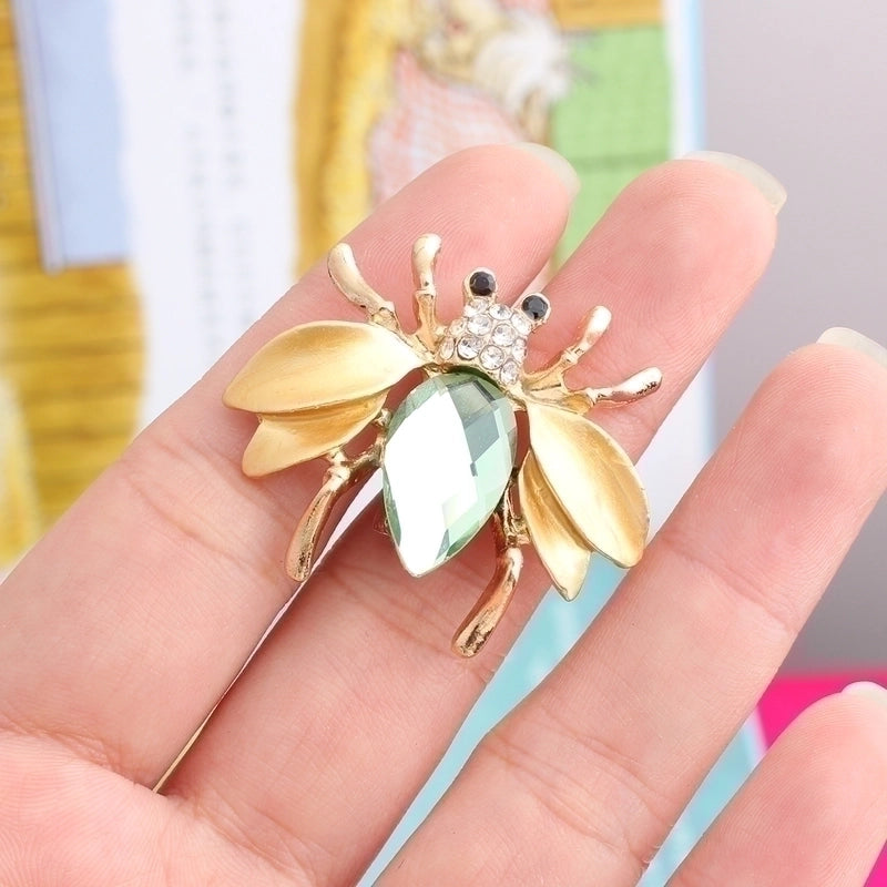 Casual Cute Pastoral Insect Beetles Bee Alloy Inlay Rhinestones Unisex Brooches