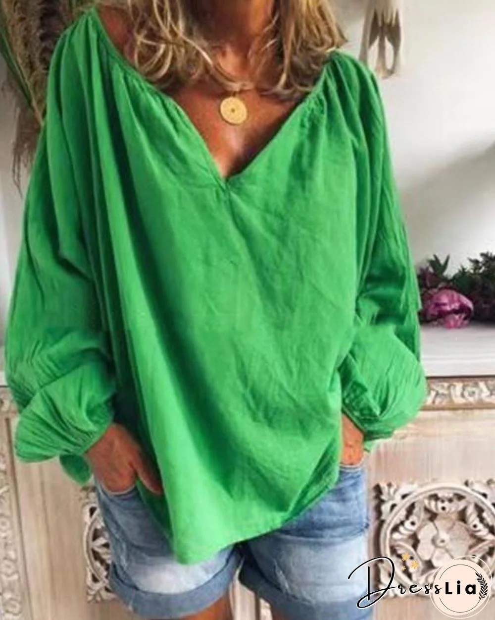 Solid Color V-neck Long-sleeved Wild Casual Shirt