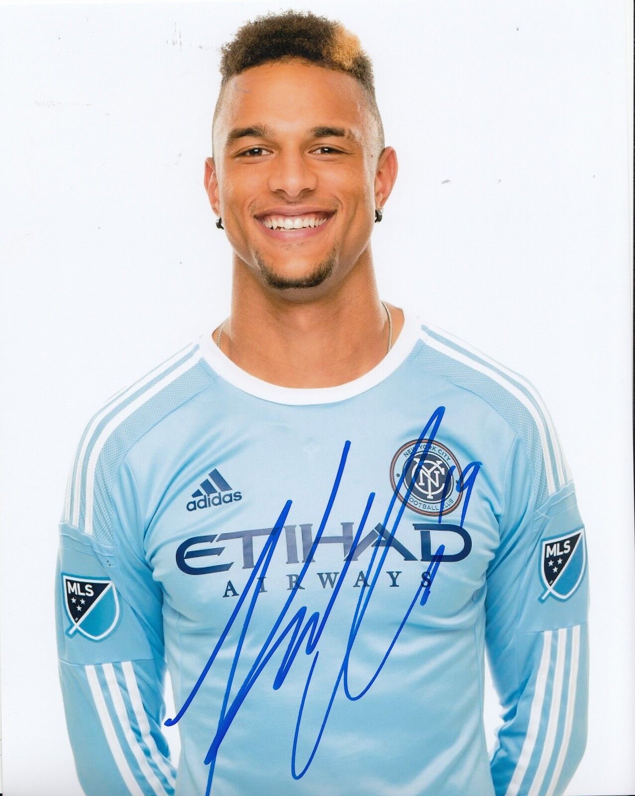 KHIRY SHELTON signed (NEW YORK CITY FC) MLS SOCCER 8X10 Photo Poster painting *NYCFC* W/COA #2