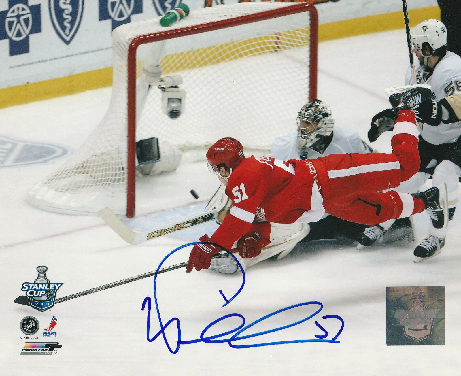 VALTTERI FILPPULA SIGNED DETROIT RED WINGS 2008 STANLEY CUP GOAL 8x10 Photo Poster painting!