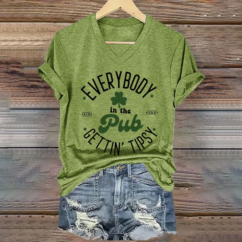 Women's Everybody In The Pub Getting Tipsy St. Patrick's Day Printed V-neck T-shirt