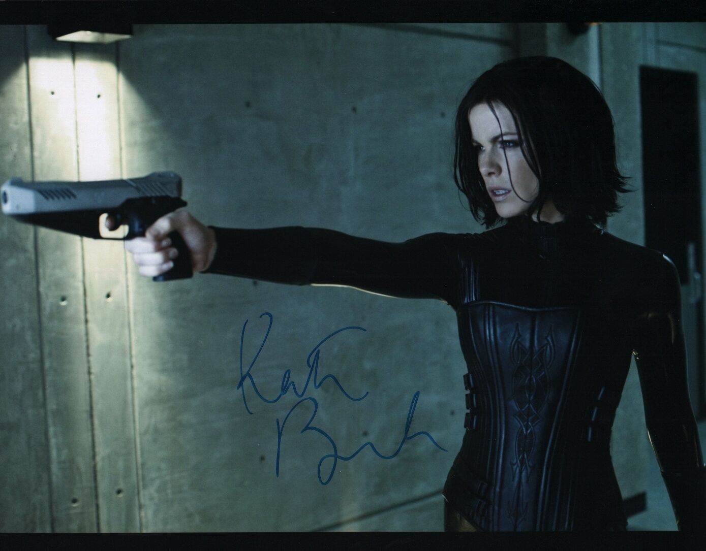 Kate Beckinsale (Underworld) signed 11x14 Photo Poster painting