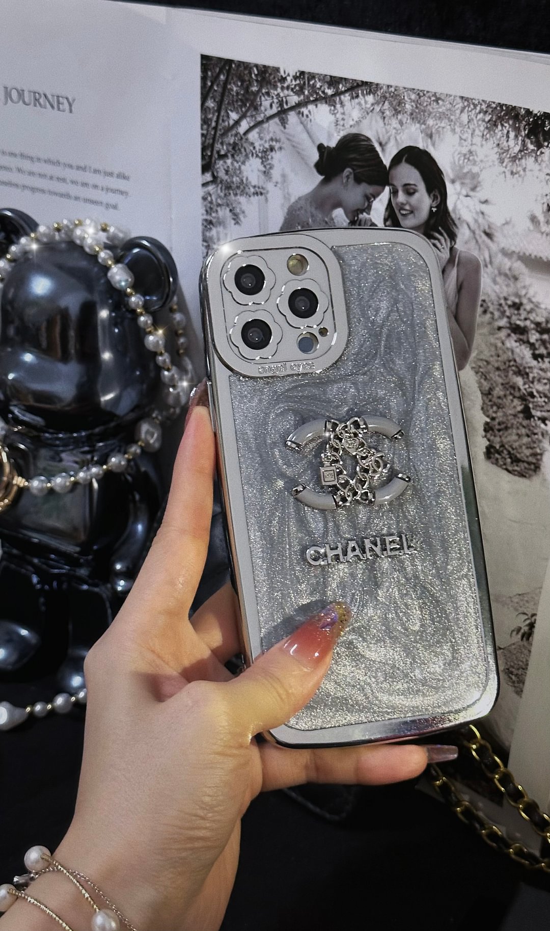 Luxurious Chanel Electroplated Mobile iPhone Case Protective Cover