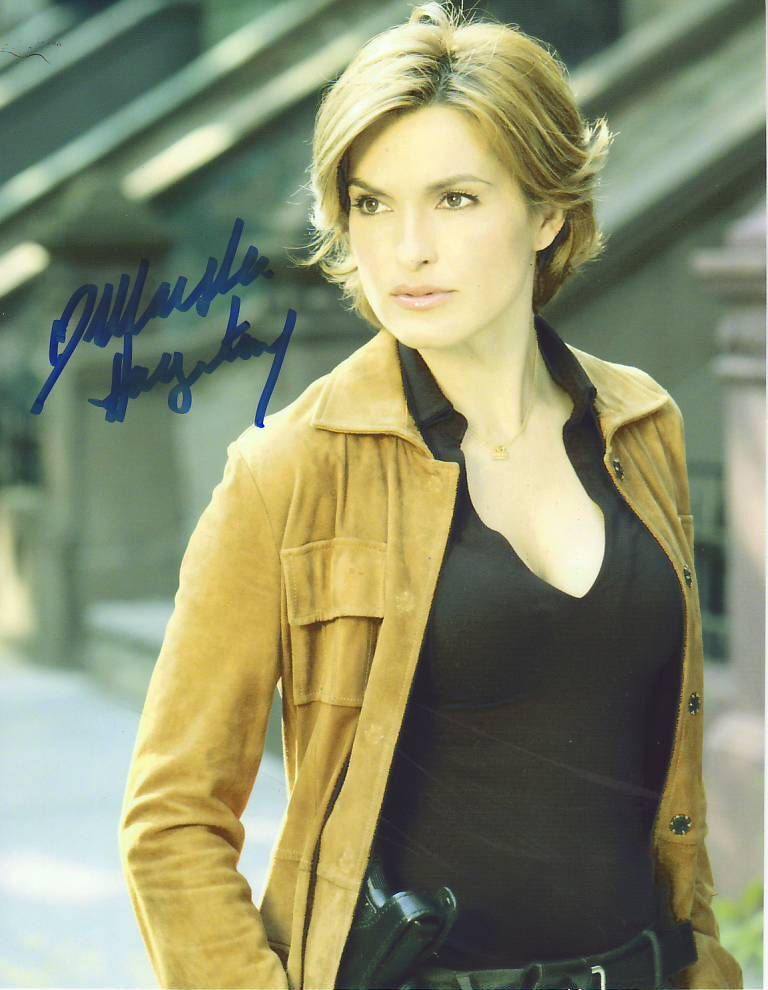 MARISKA HARGITAY AUTOGRAPH SIGNED PP Photo Poster painting POSTER