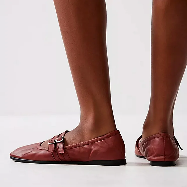 Dark red flat on sale shoes