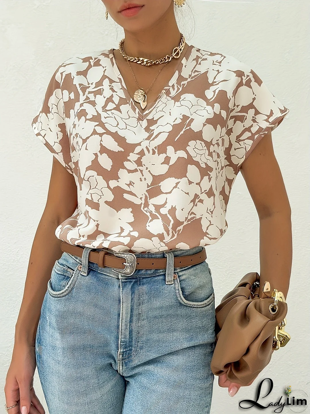 Elegant and Versatile winter T-shirt