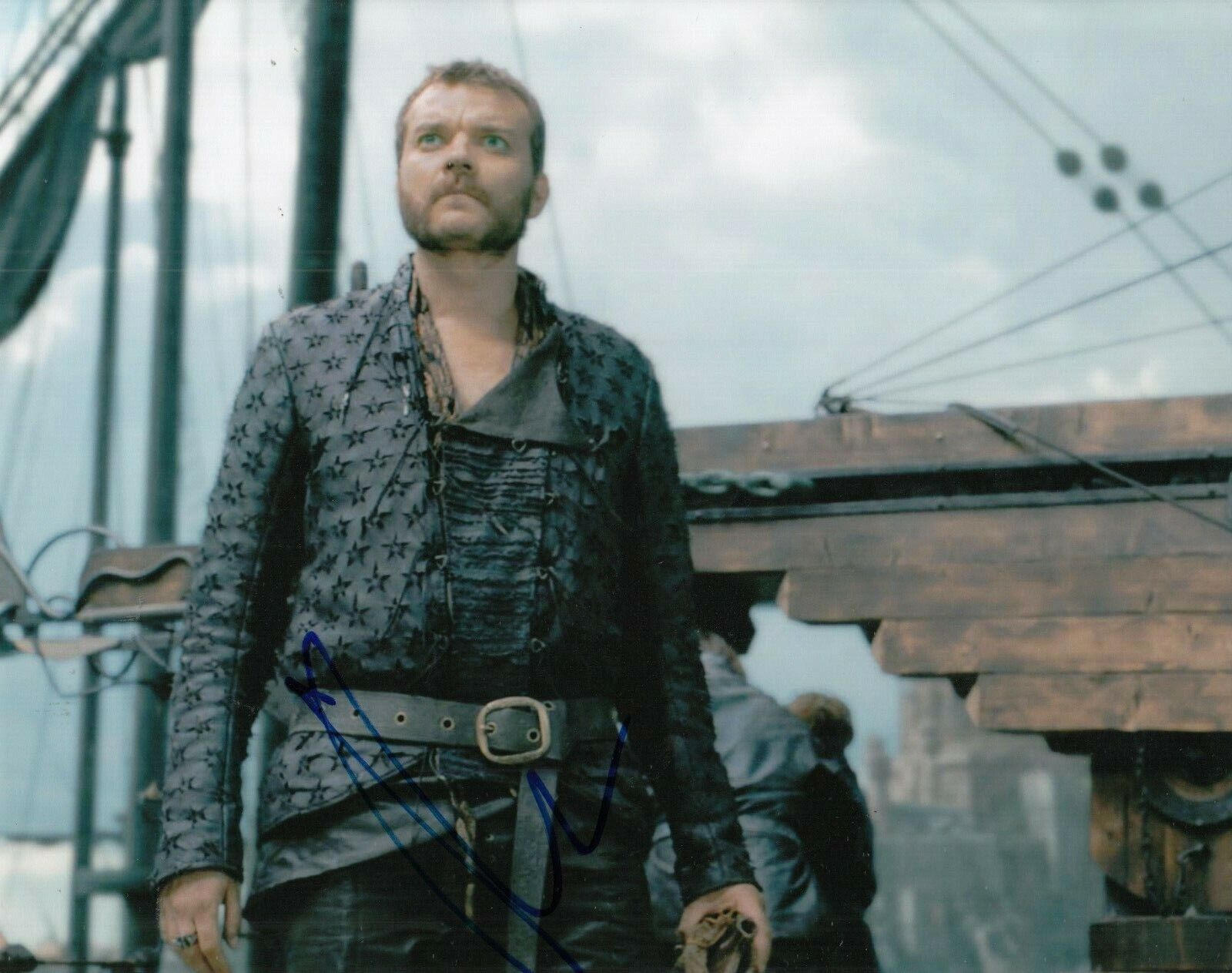 PILOU ASBAEK signed (GAME OF THRONES) Euron Greyjoy 8X10 Photo Poster painting *PROOF* W/COA #1