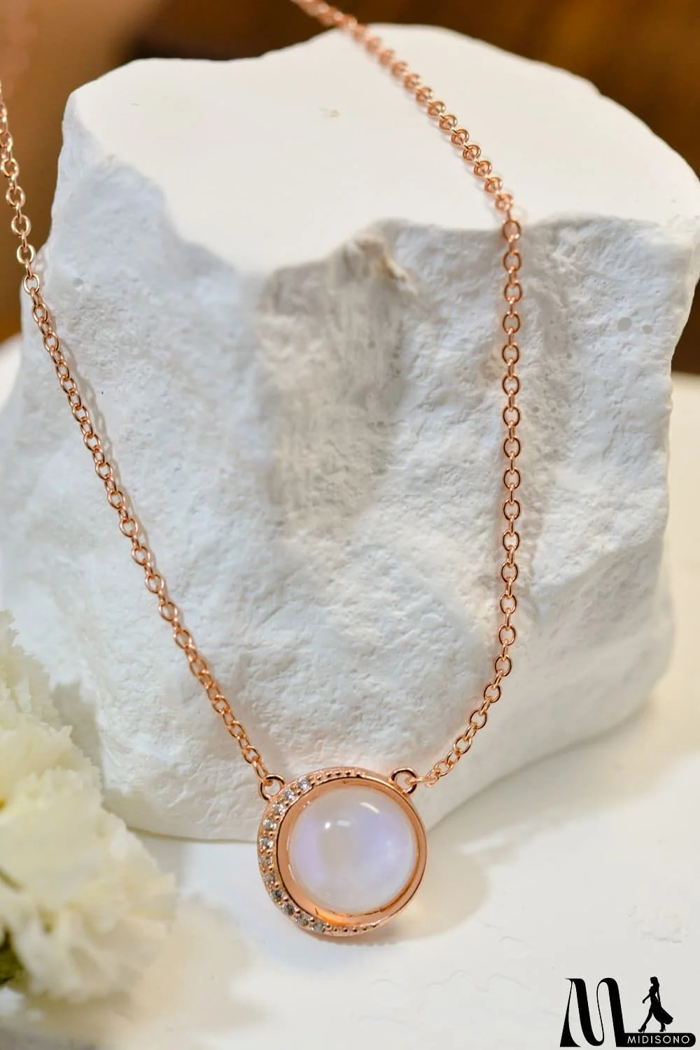 MidiSono - High Quality Natural Moonstone 18K Rose Gold-Plated 925 Sterling Silver Necklace