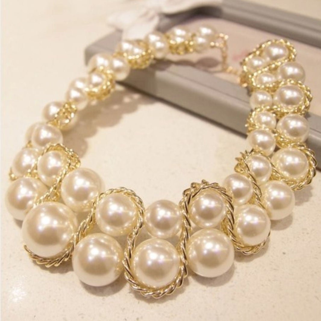 Double-layer large pearl necklace