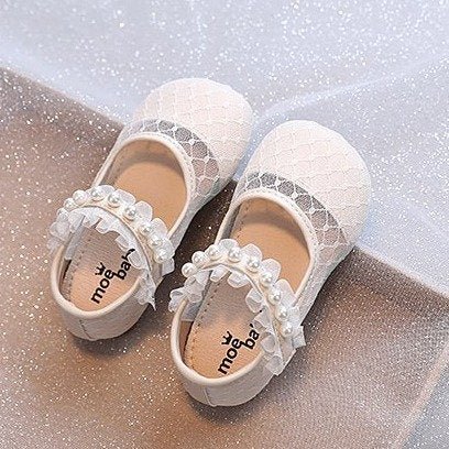 Girls Shoes Lace Flounce Sandals Kids Pearls Princess Shoes Baby Wave Lace Mary Janes Shoes White Black Toddlers Spring Summer
