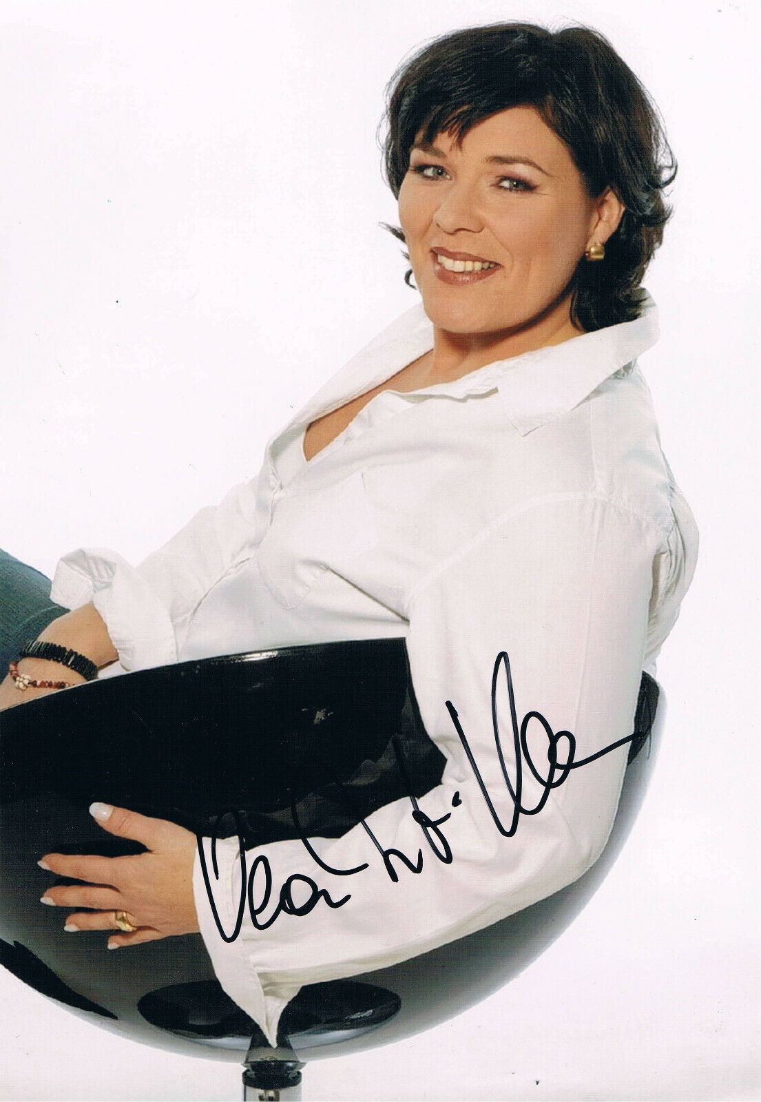 Vera Int-Veen 1967- genuine autograph Photo Poster painting 8x12