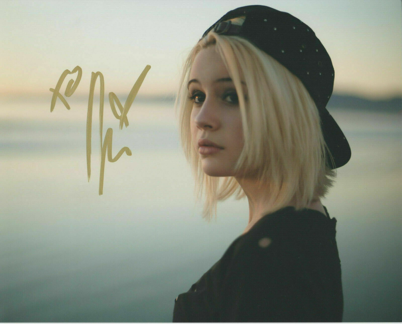 Bea Miller Autographed Signed 8x10 Photo Poster painting REPRINT