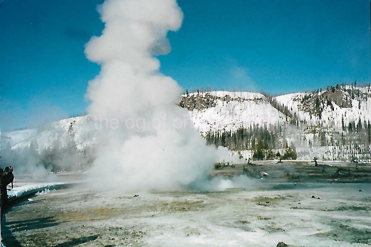 FOUND NATIONAL PARK Photo Poster painting Color YELLOWSTONE IN WINTER Original VINTAGE 04 11 M