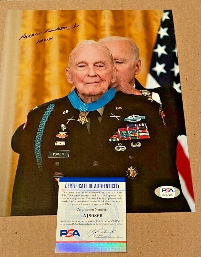 RALPH PUCKETT JR SIGNED MEDAL OF HONOR 8X10 Photo Poster painting PSA/DNA CERTIFIED