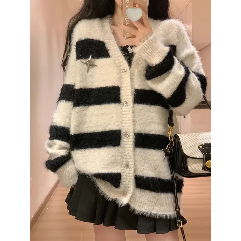 Ueong / Winter 2023 Imitation Mink Cardigan Soft Waxy Sweater Women's Loose And Versatile Striped Knit Top Lazy Wind Coat