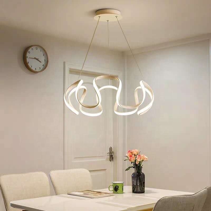 New Style Fancy Hanging Chandeliers Premium Decoration Gold Light Fixture Pendant Lamp Retro Dome Ceiling Pendant